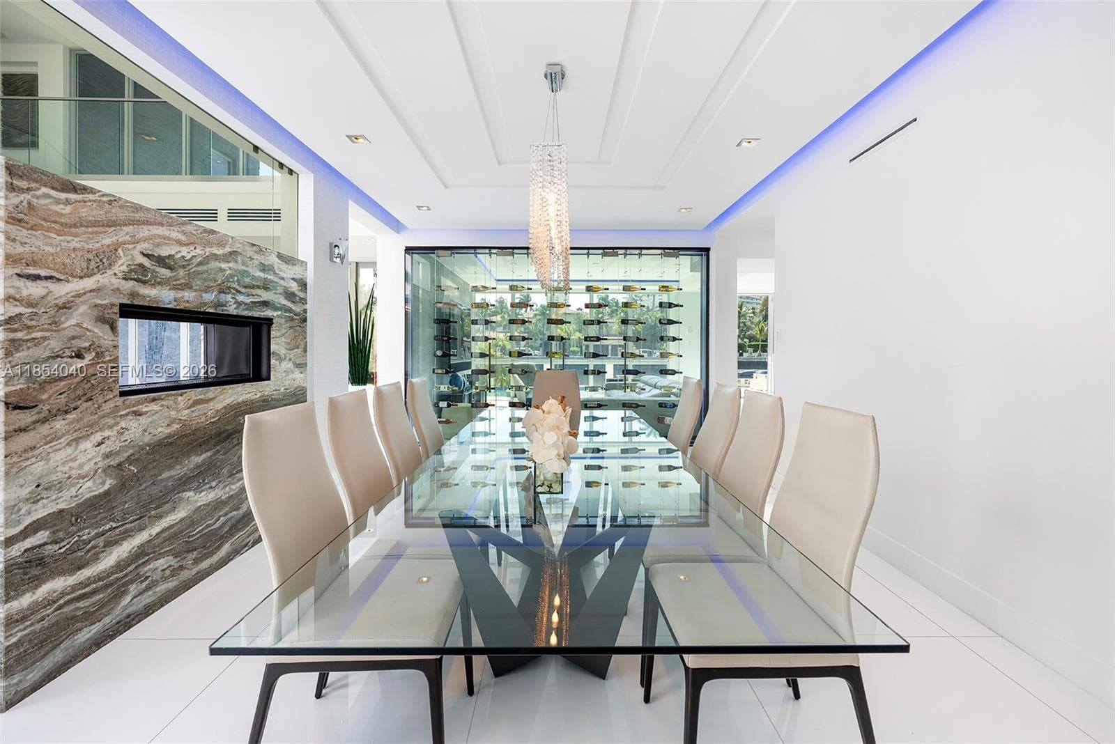 300 Royal Plaza Dr