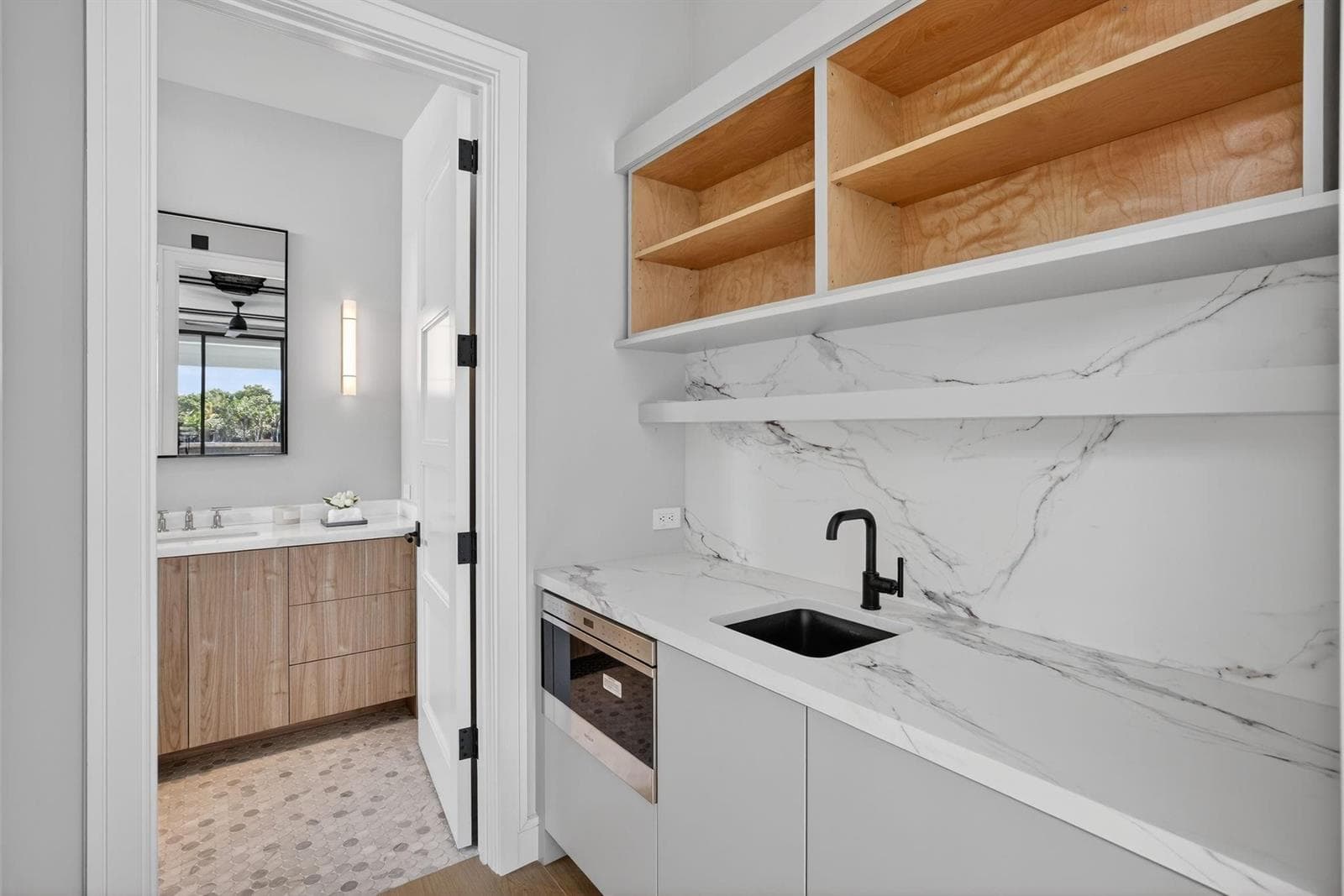 1918 Intracoastal Dr