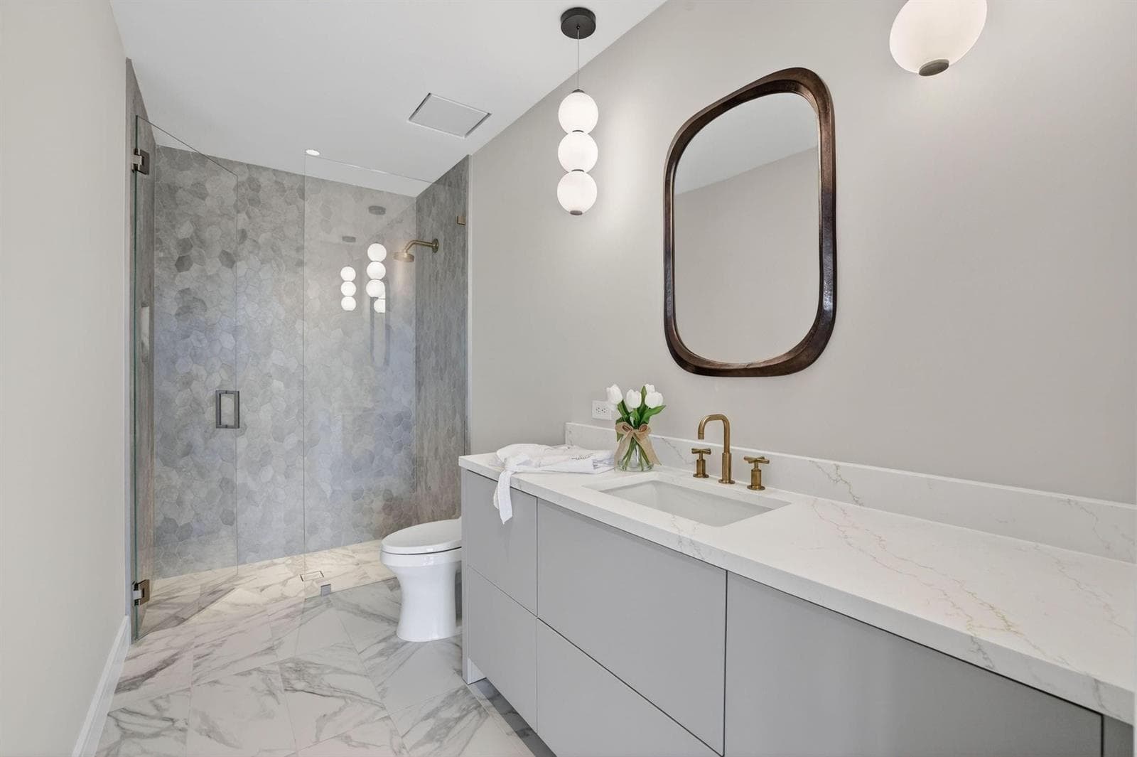 1918 Intracoastal Dr