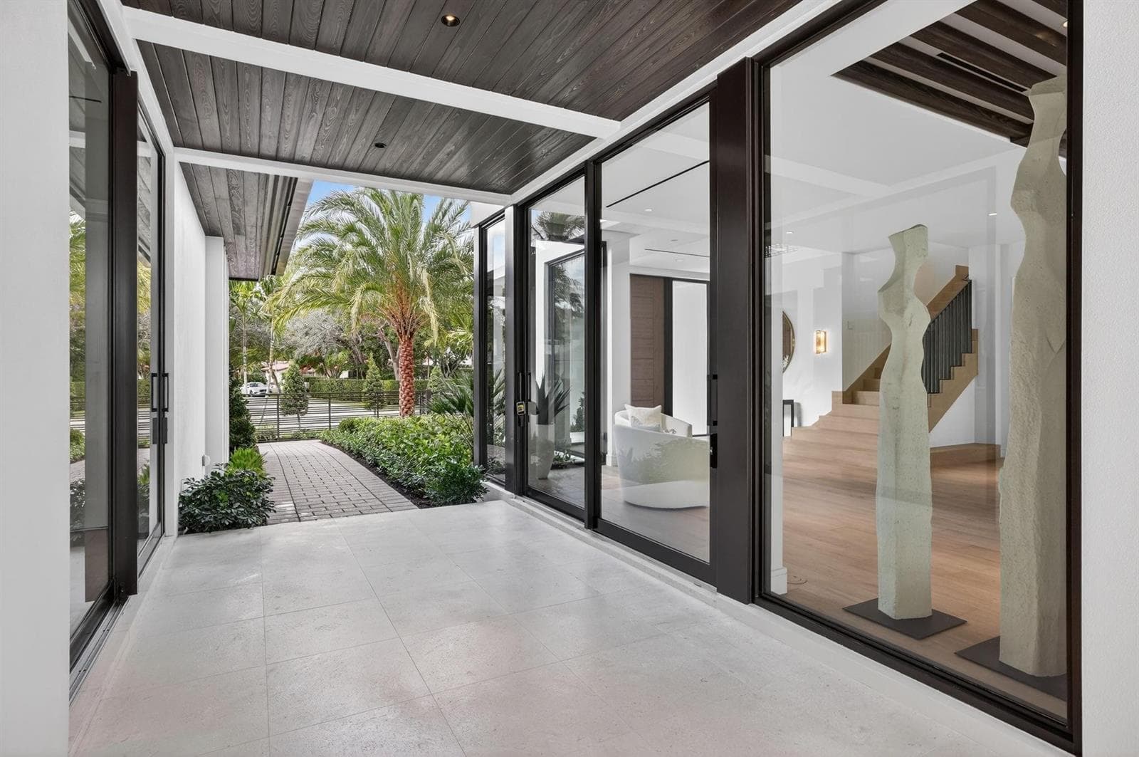 1918 Intracoastal Dr