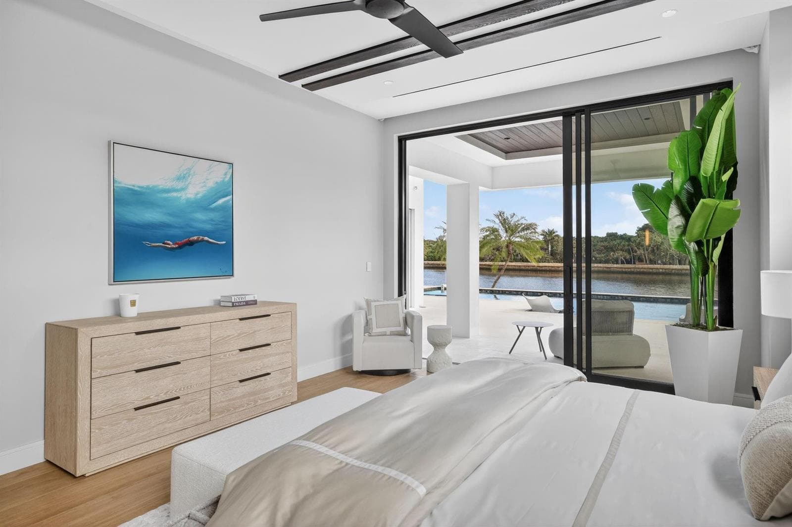1918 Intracoastal Dr