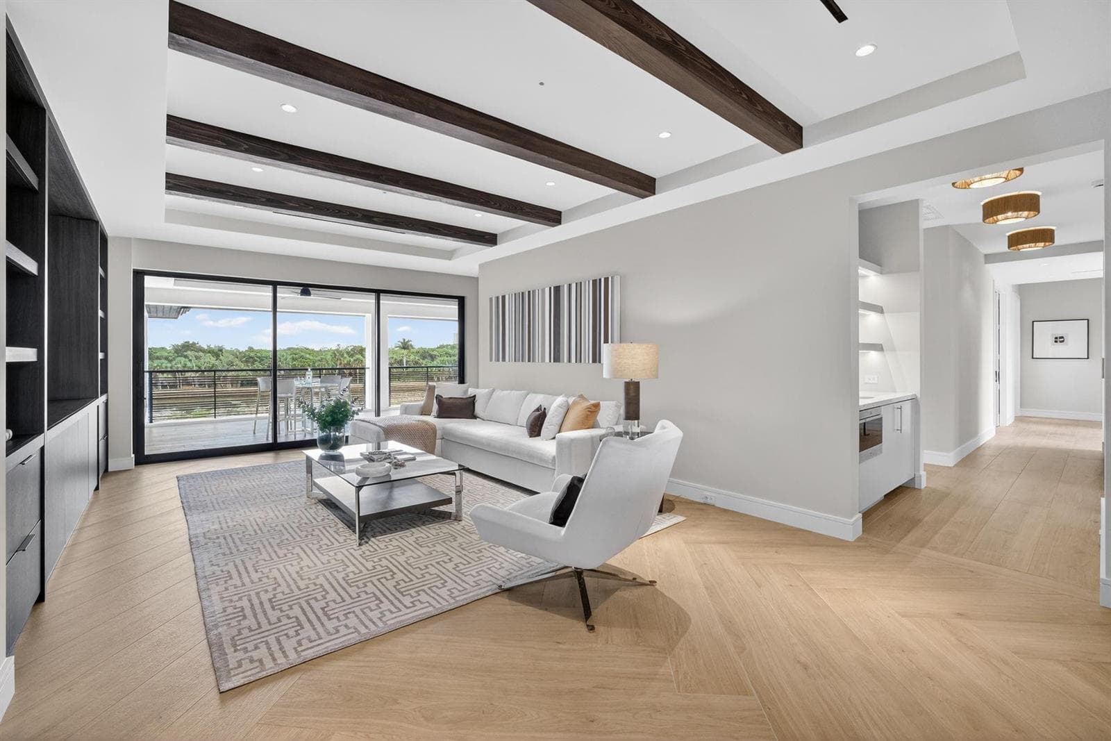 1918 Intracoastal Dr