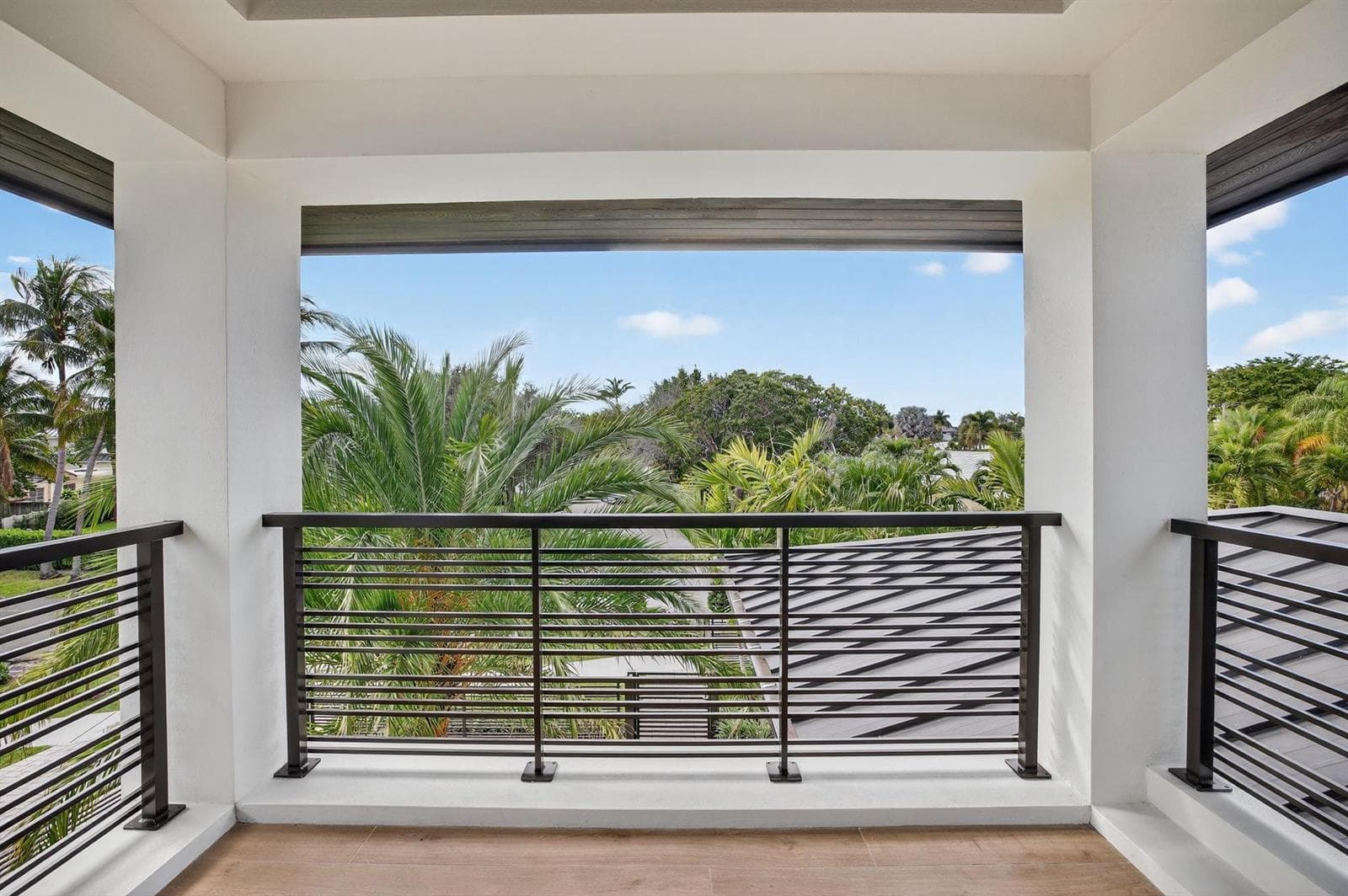 1918 Intracoastal Dr