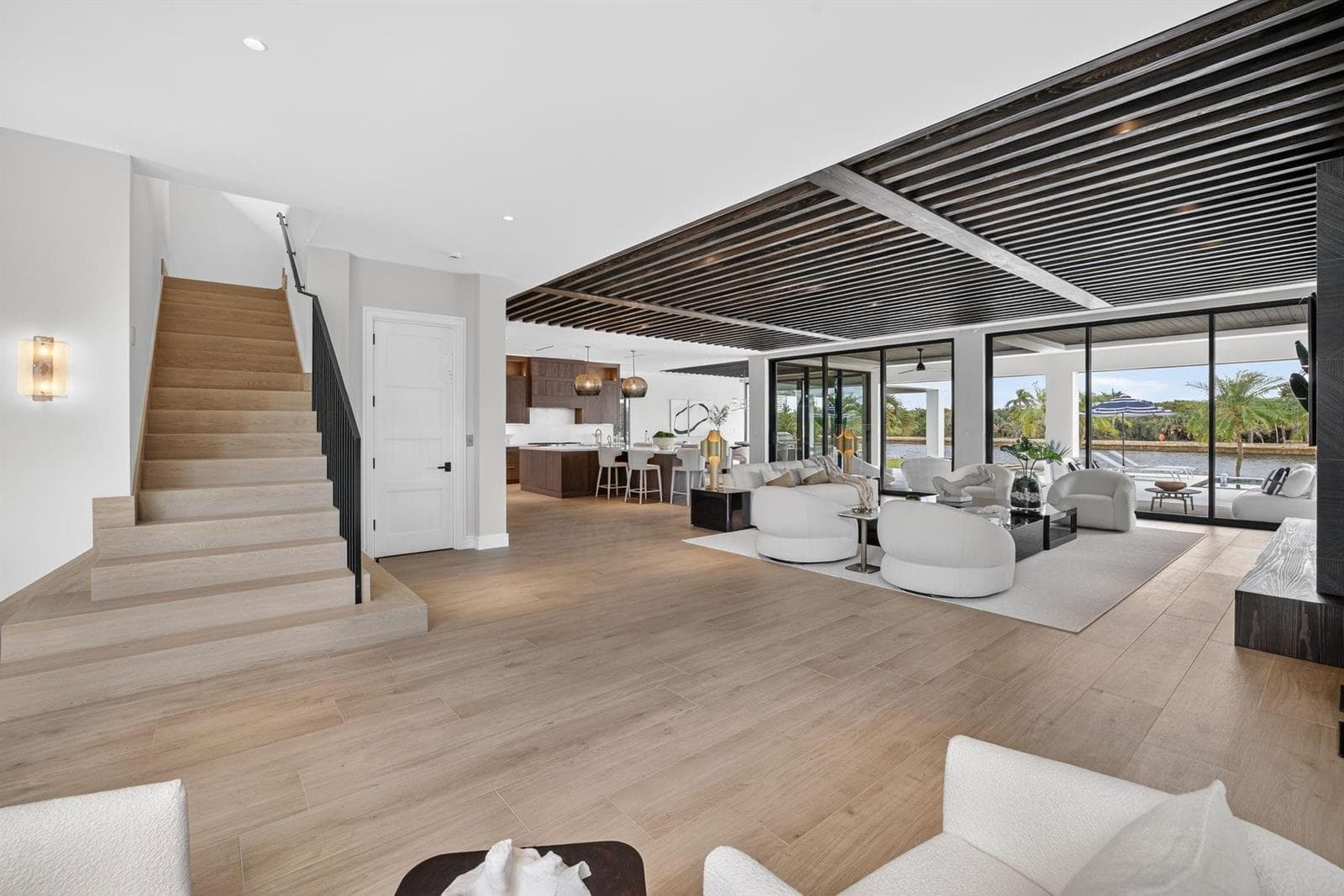 1918 Intracoastal Dr