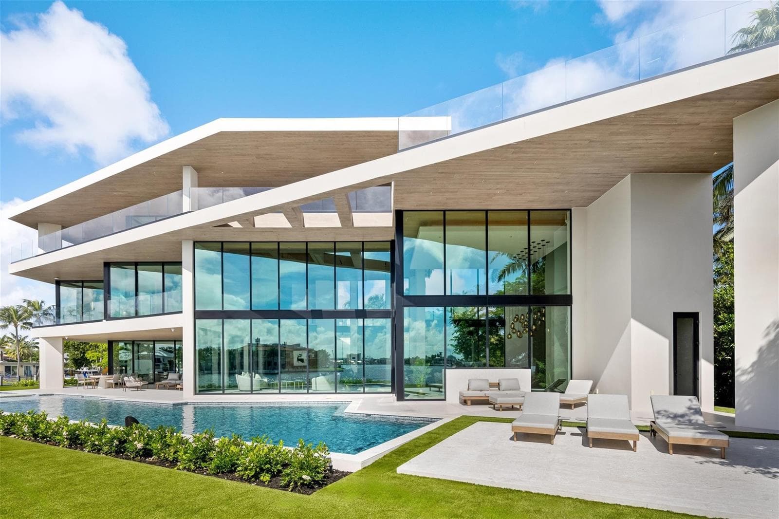625 San Marco Dr