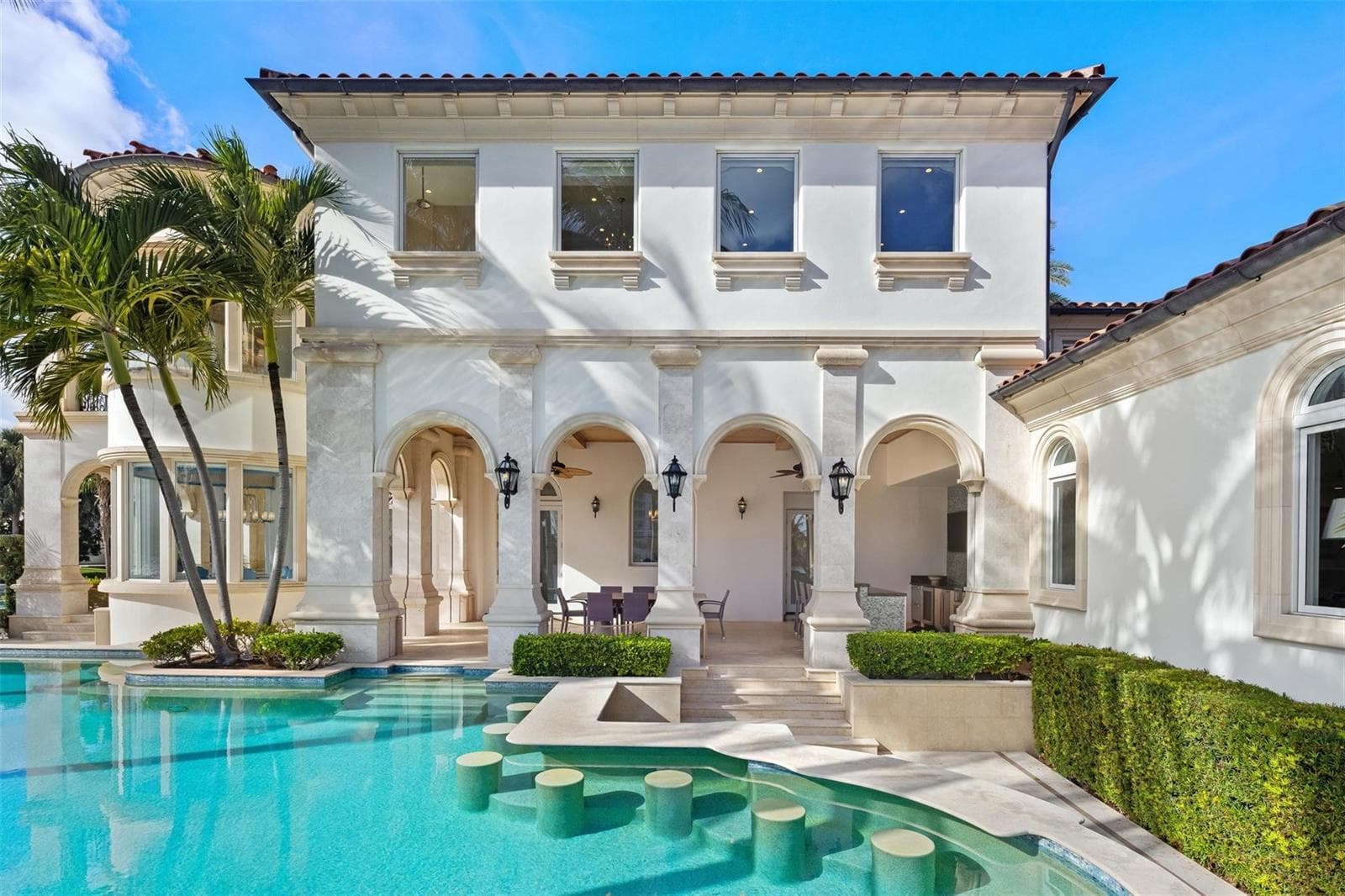 2716 Aqua Vista Blvd