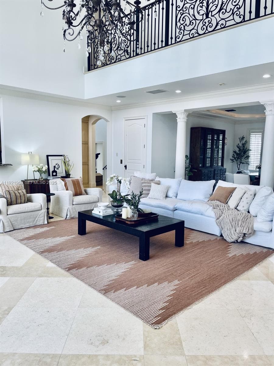 709 Isle of Palms Dr