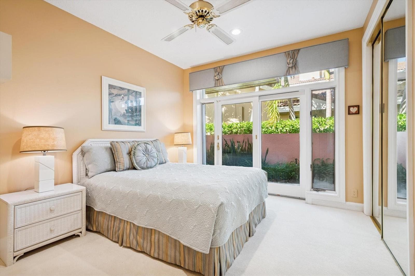 5 Isla Bahia Dr