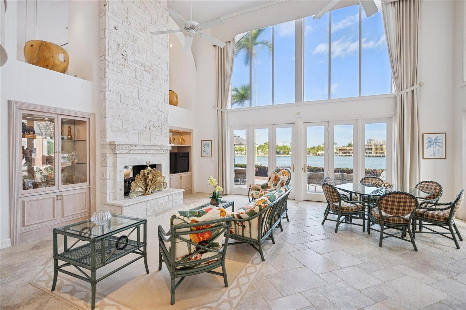 5 Isla Bahia Dr