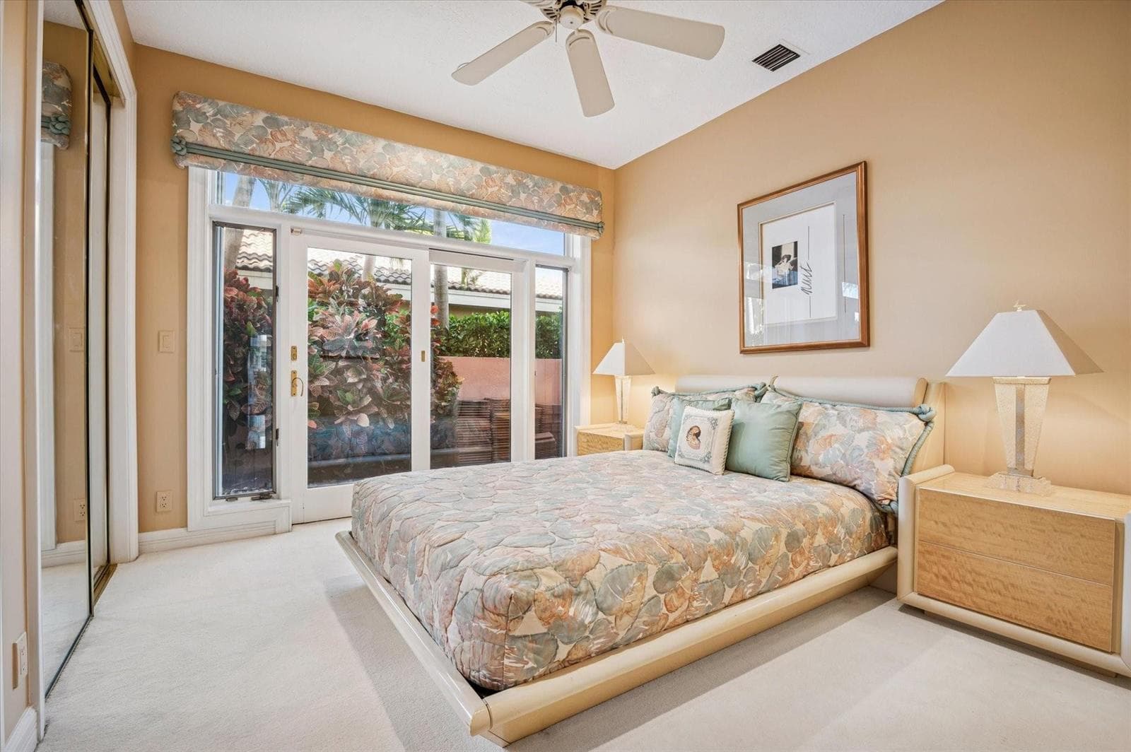 5 Isla Bahia Dr