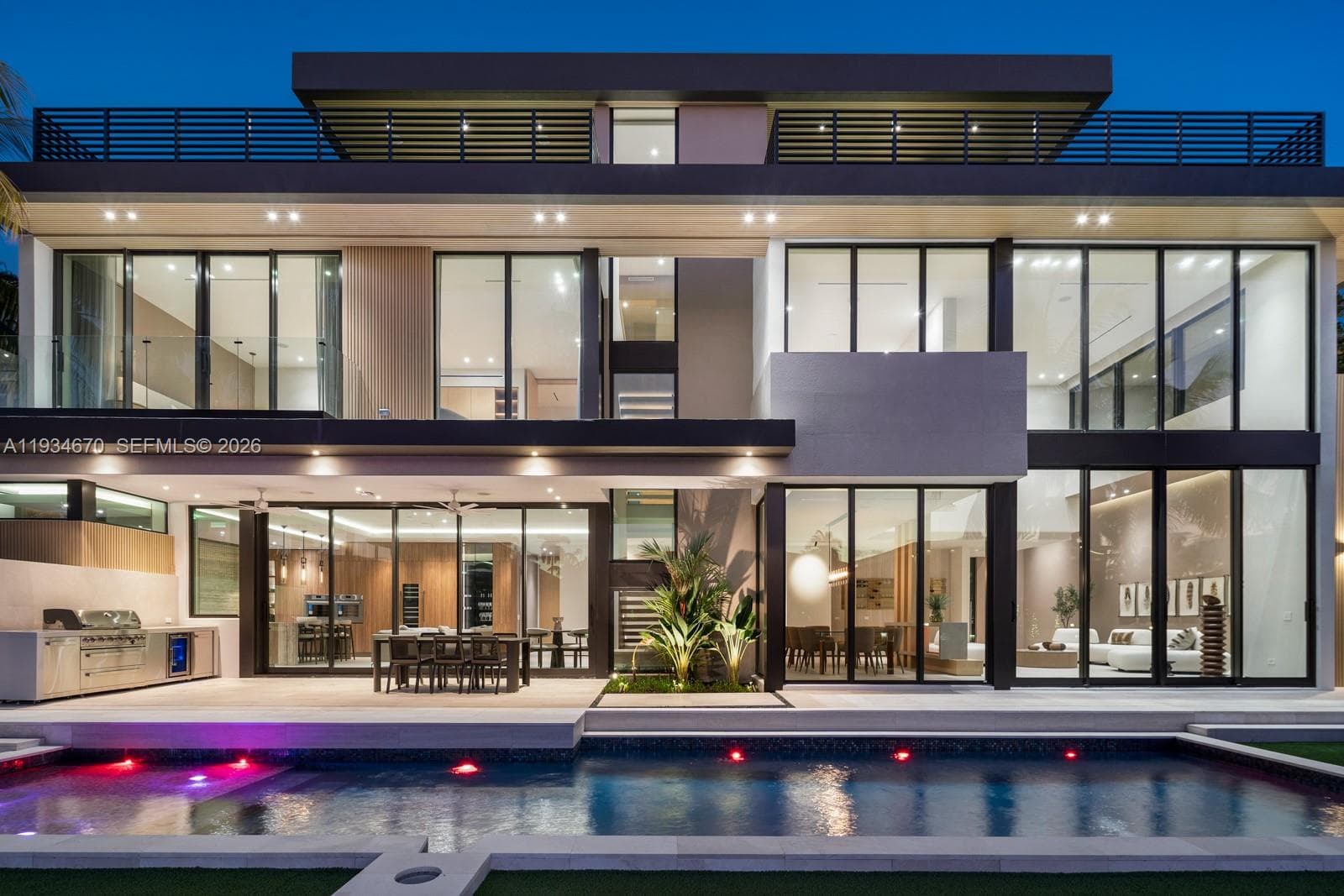 641 Flamingo Dr