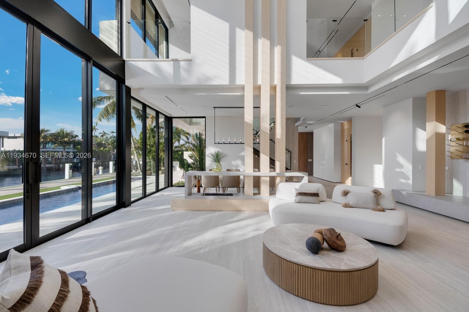 641 Flamingo Dr