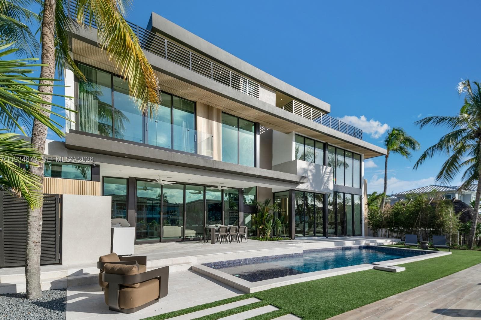 641 Flamingo Dr