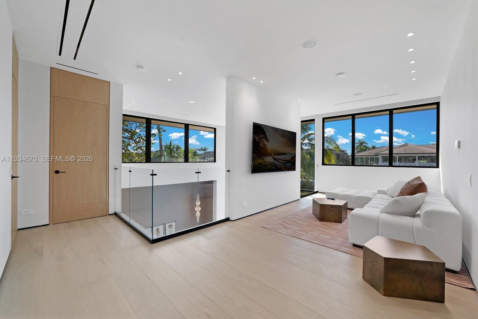 641 Flamingo Dr