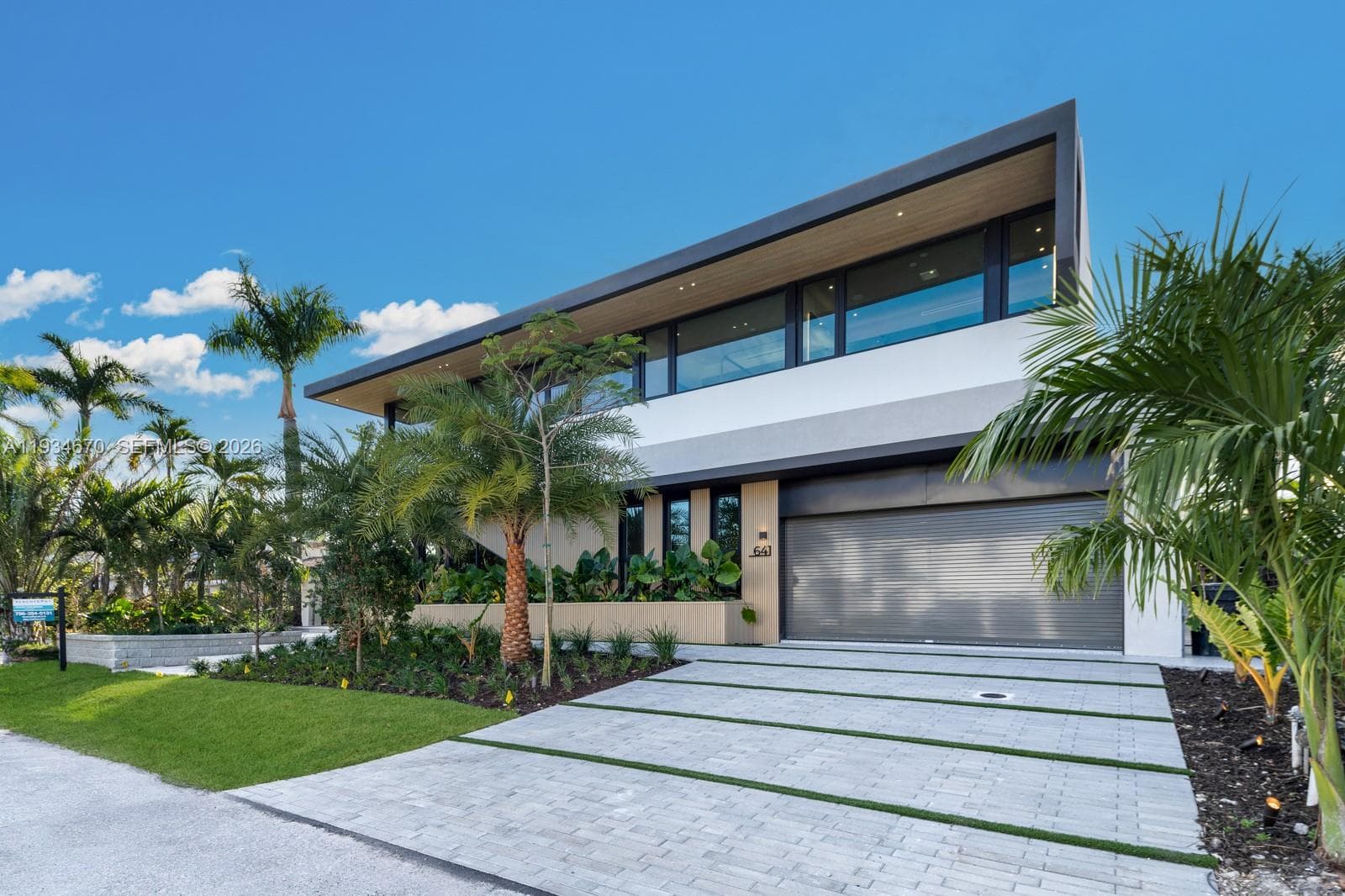 641 Flamingo Dr