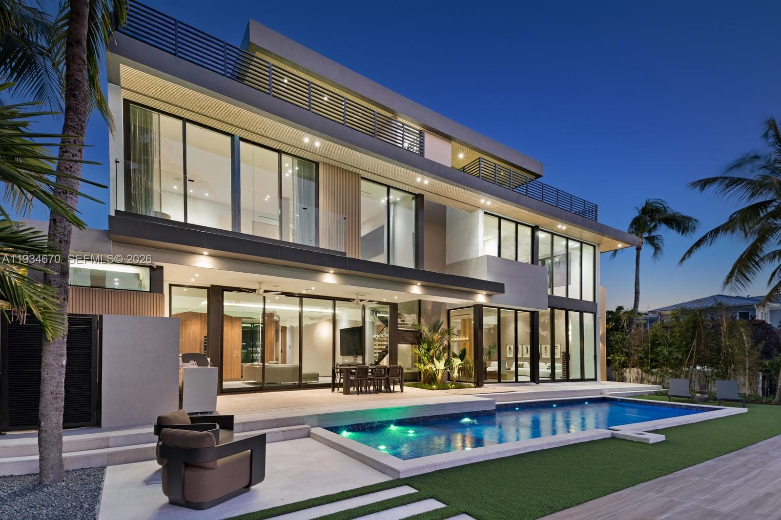 641 Flamingo Dr