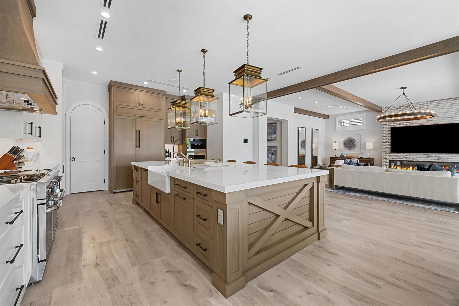 319 Coconut Isle Dr