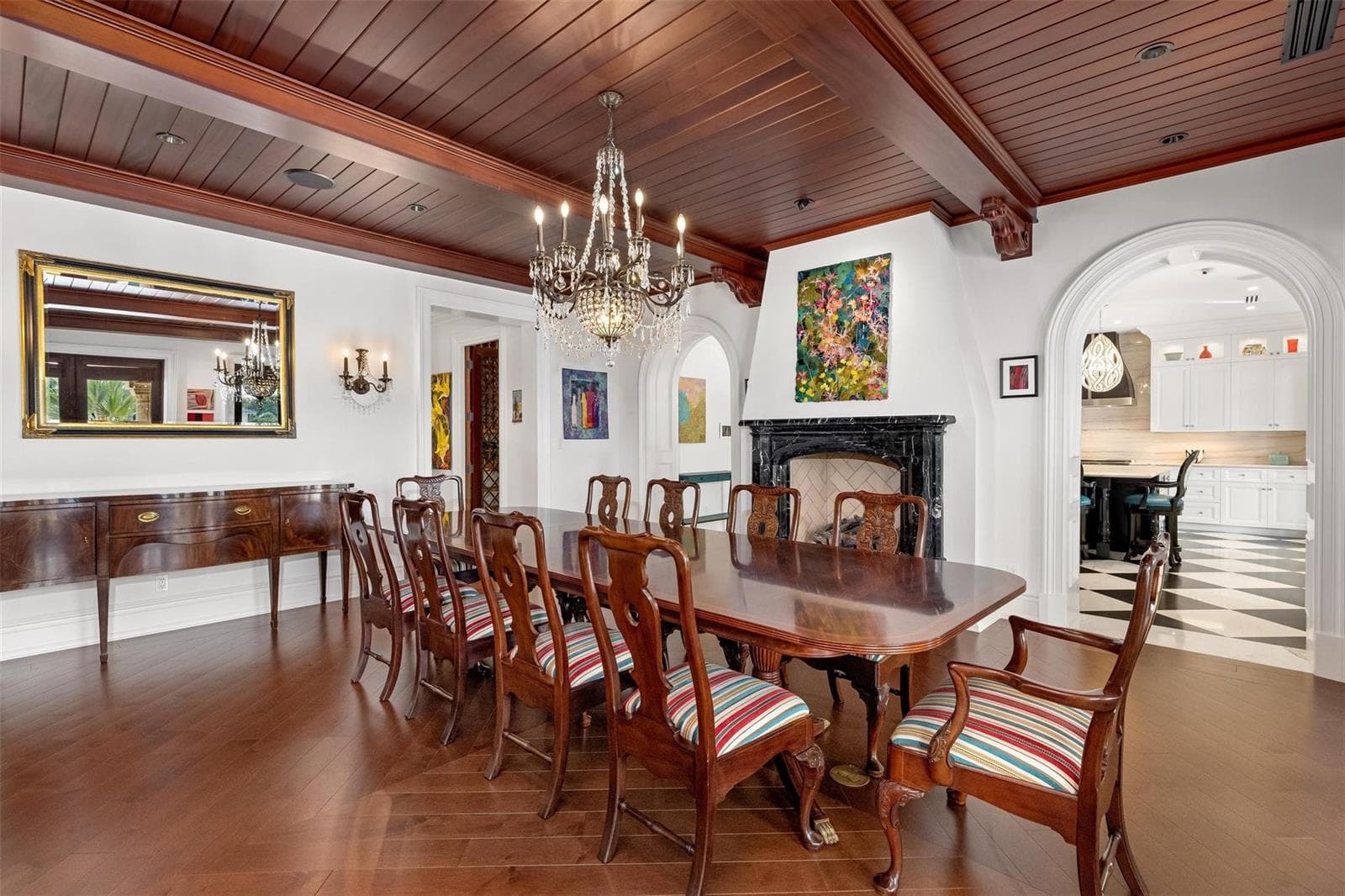 2430 Del Lago Dr
