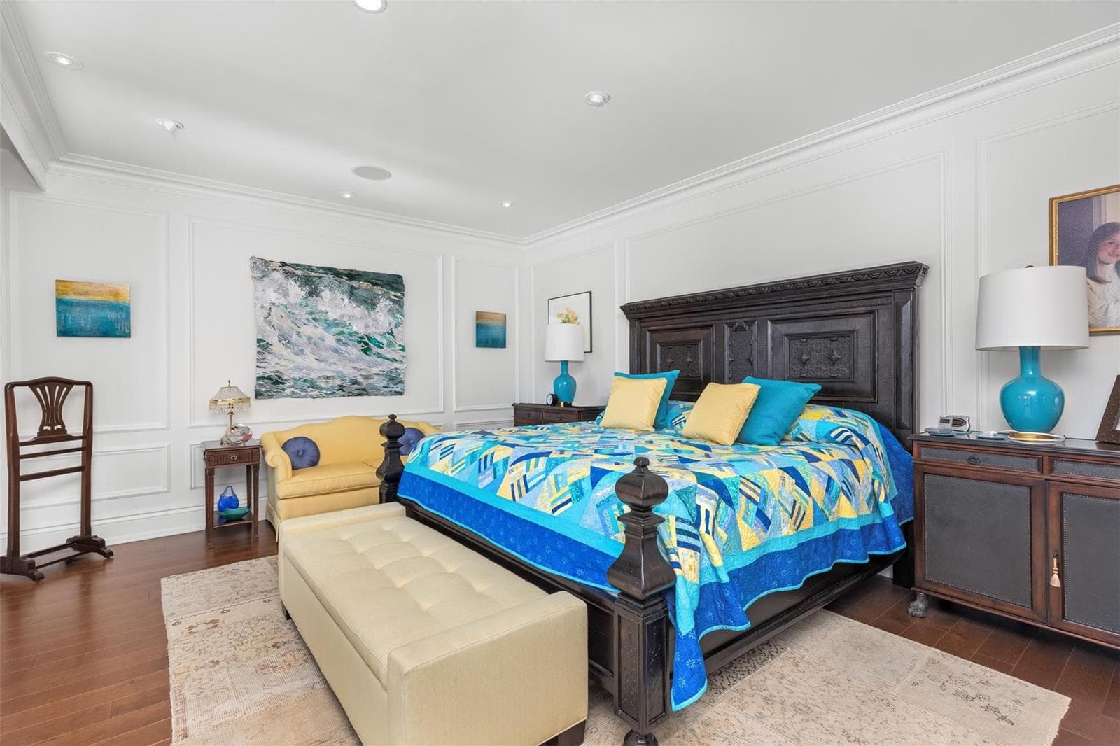 2430 Del Lago Dr