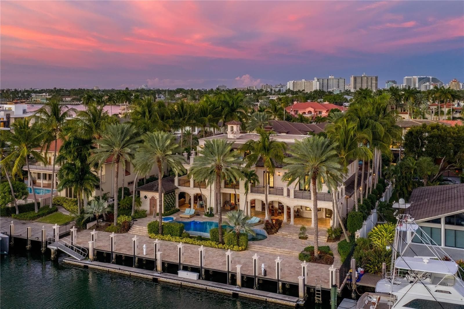 2430 Del Lago Dr