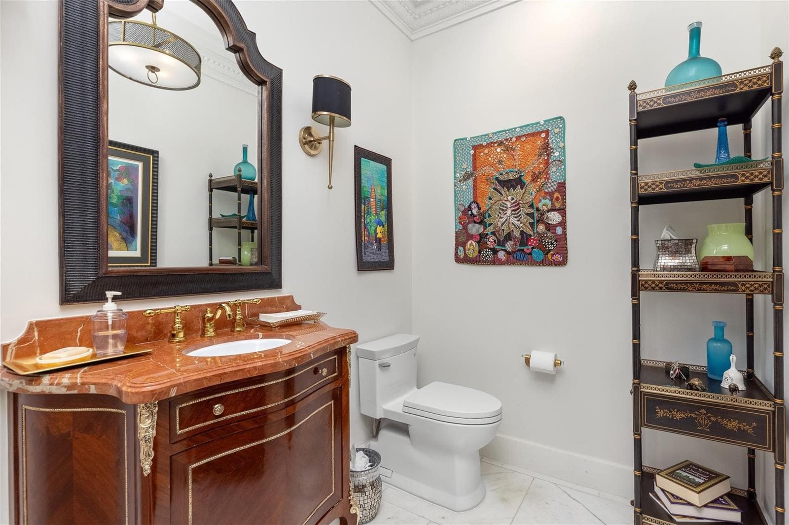 2430 Del Lago Dr