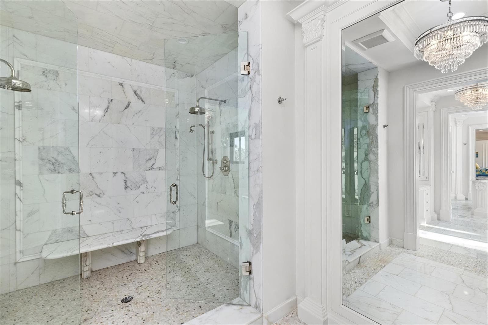 2430 Del Lago Dr