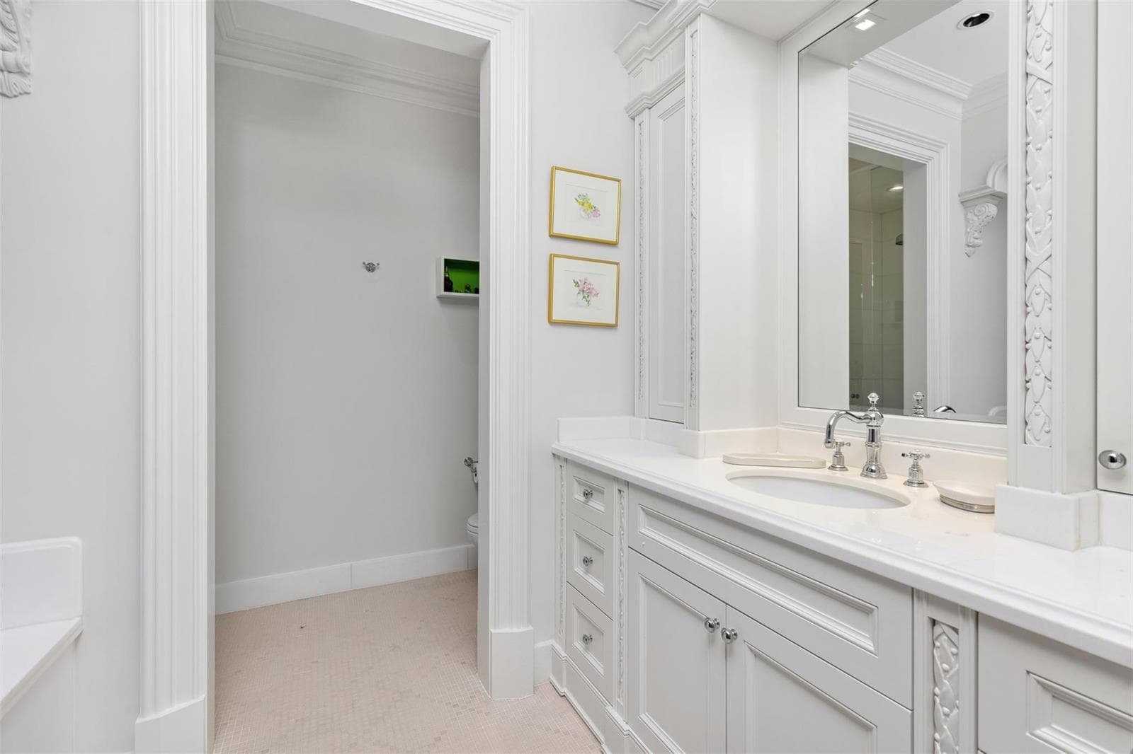 2430 Del Lago Dr