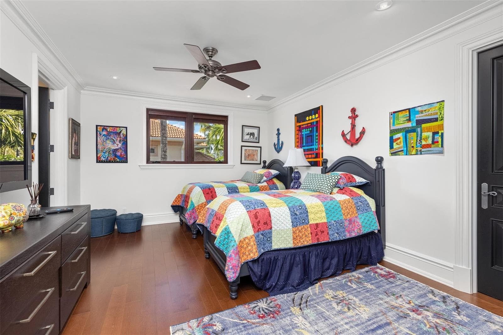 2430 Del Lago Dr