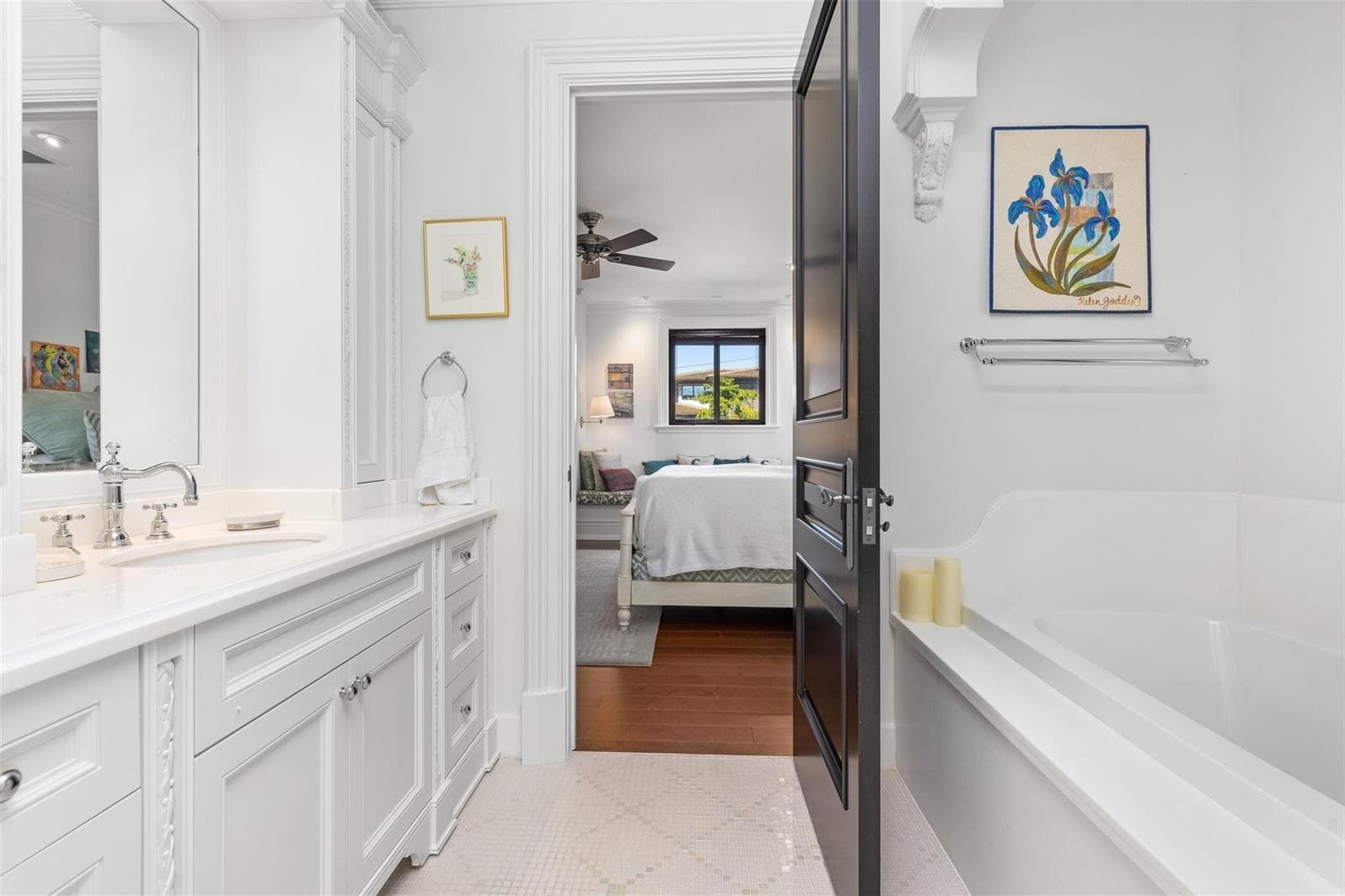 2430 Del Lago Dr