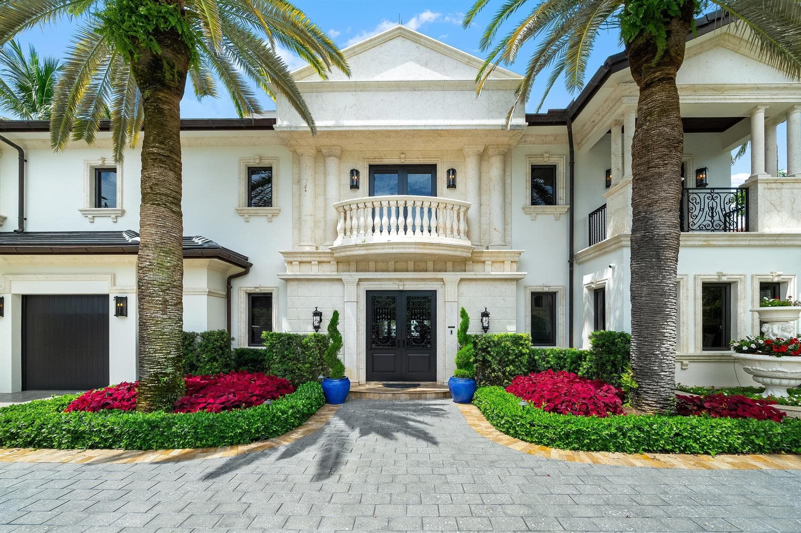 2430 Del Lago Dr