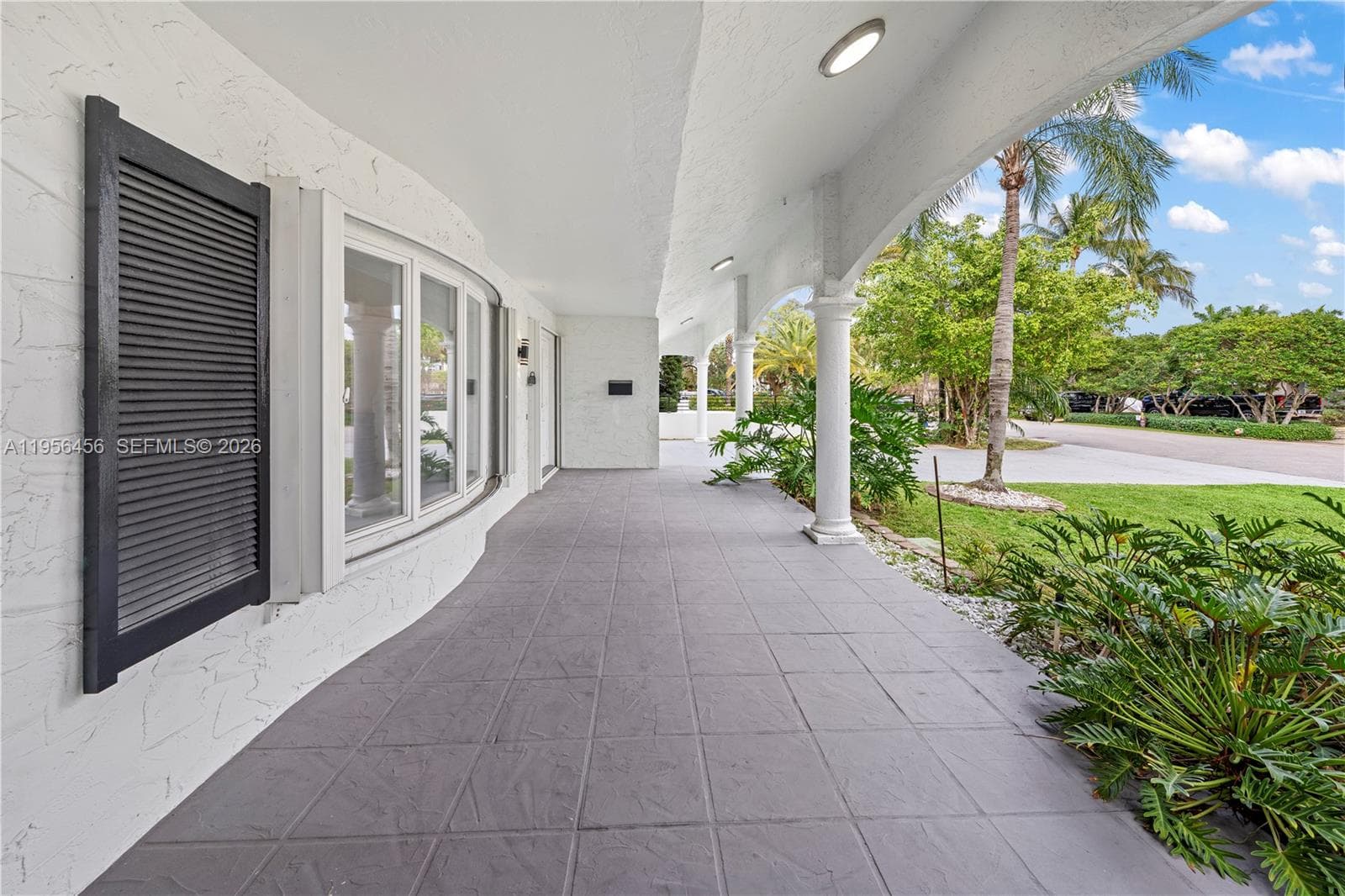 405 Bontona Ave