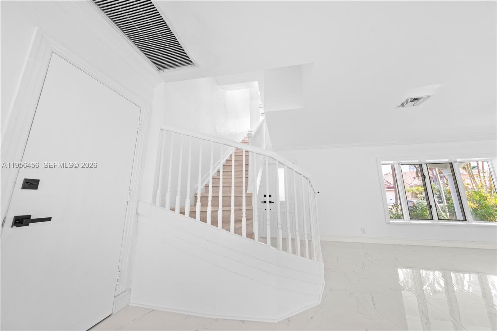 405 Bontona Ave