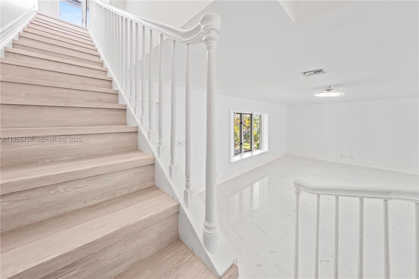 405 Bontona Ave