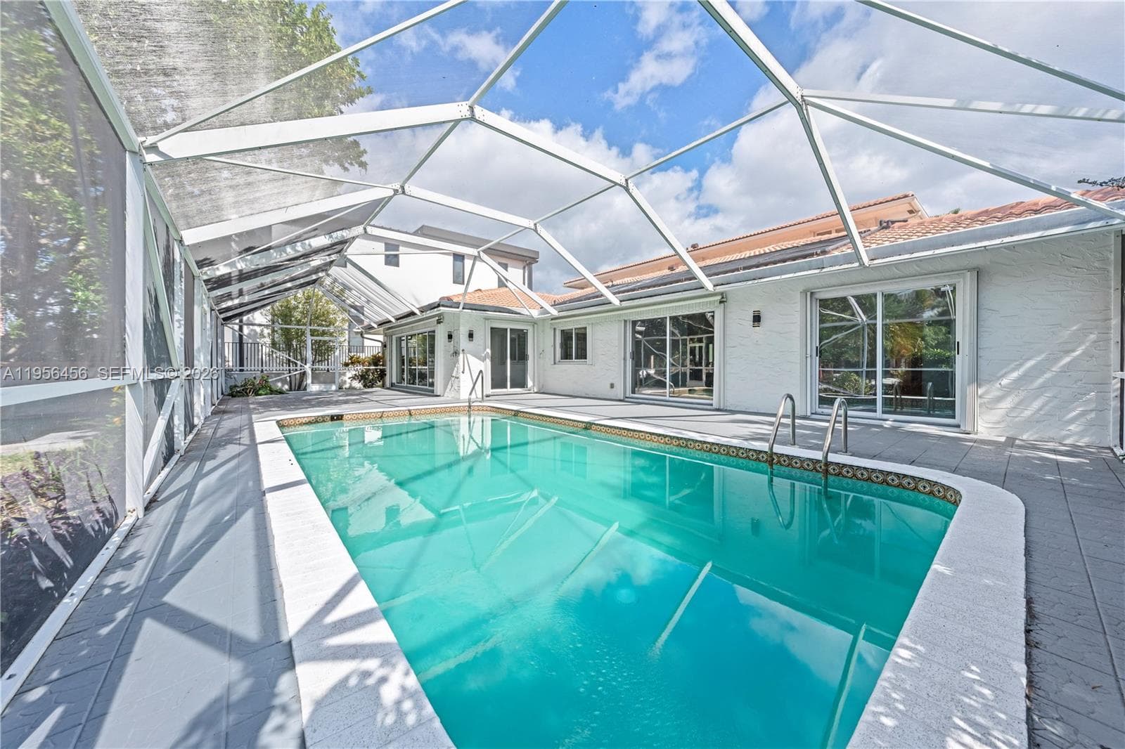 405 Bontona Ave
