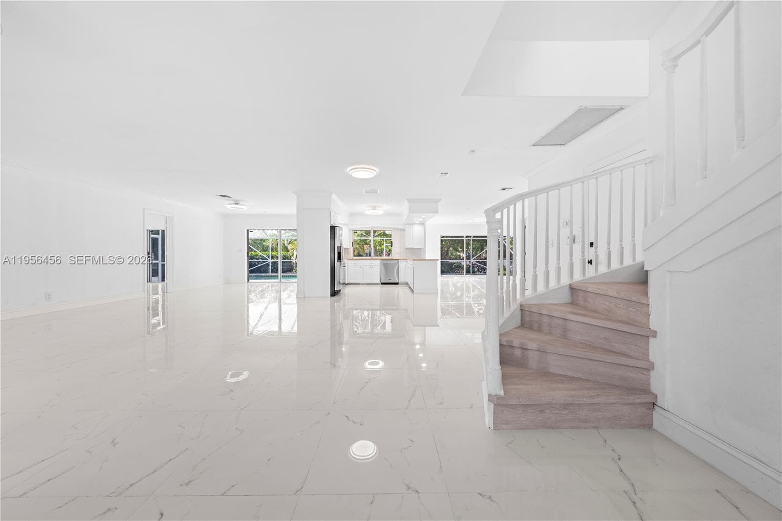405 Bontona Ave