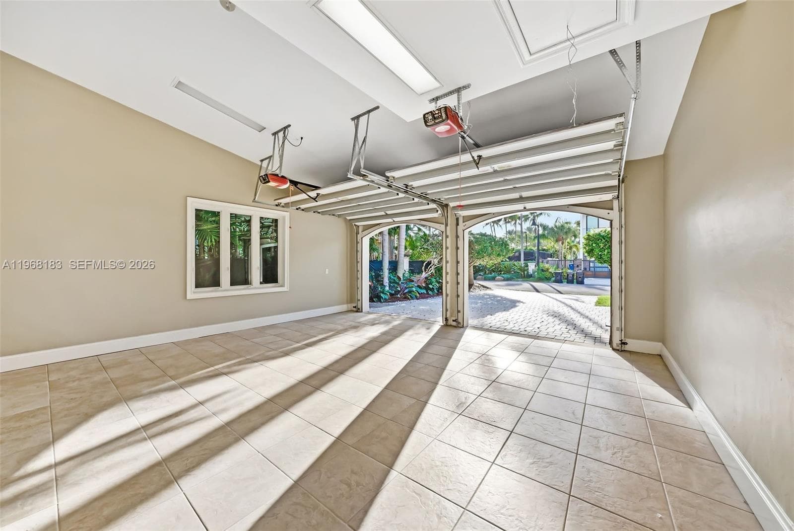 628 Coral Way