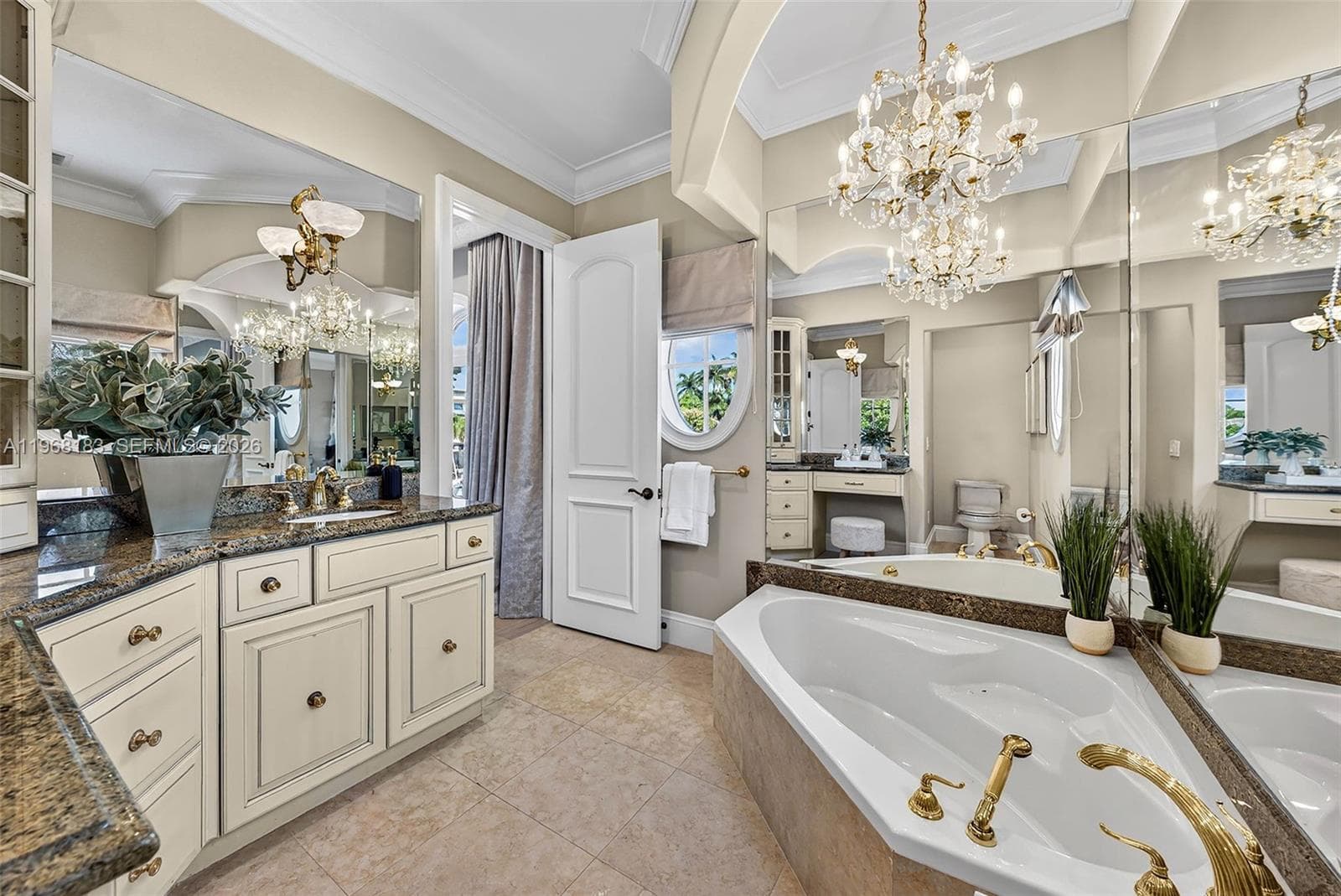 628 Coral Way