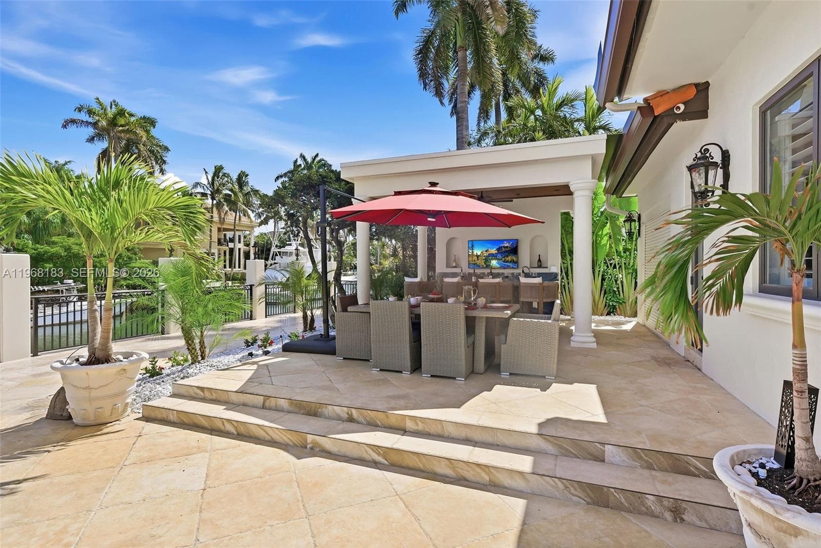 628 Coral Way