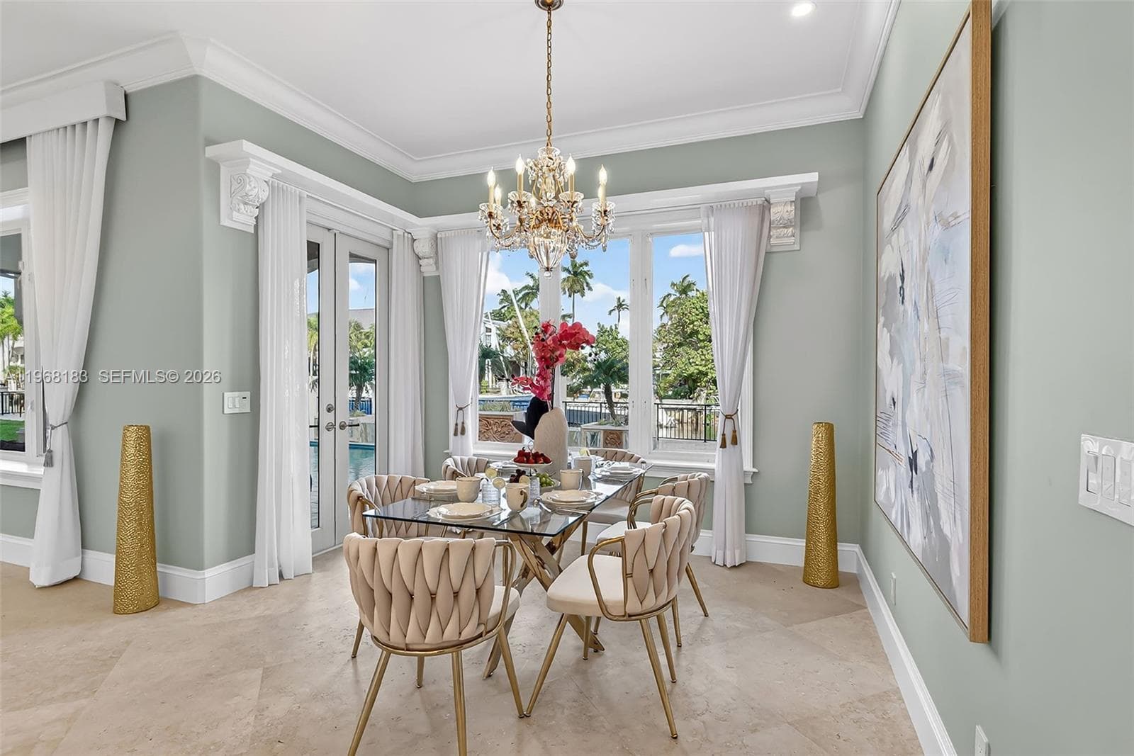 628 Coral Way