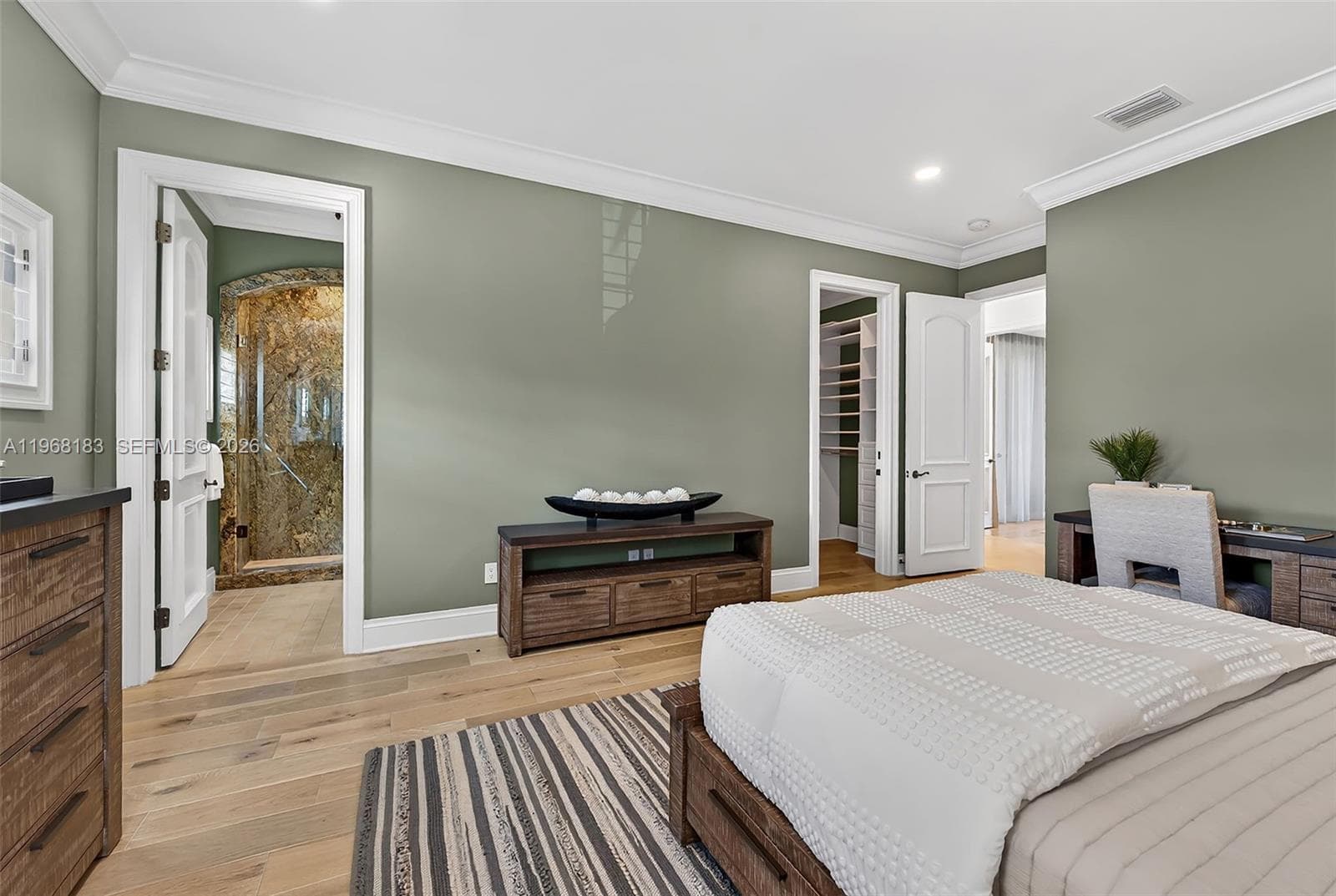 628 Coral Way