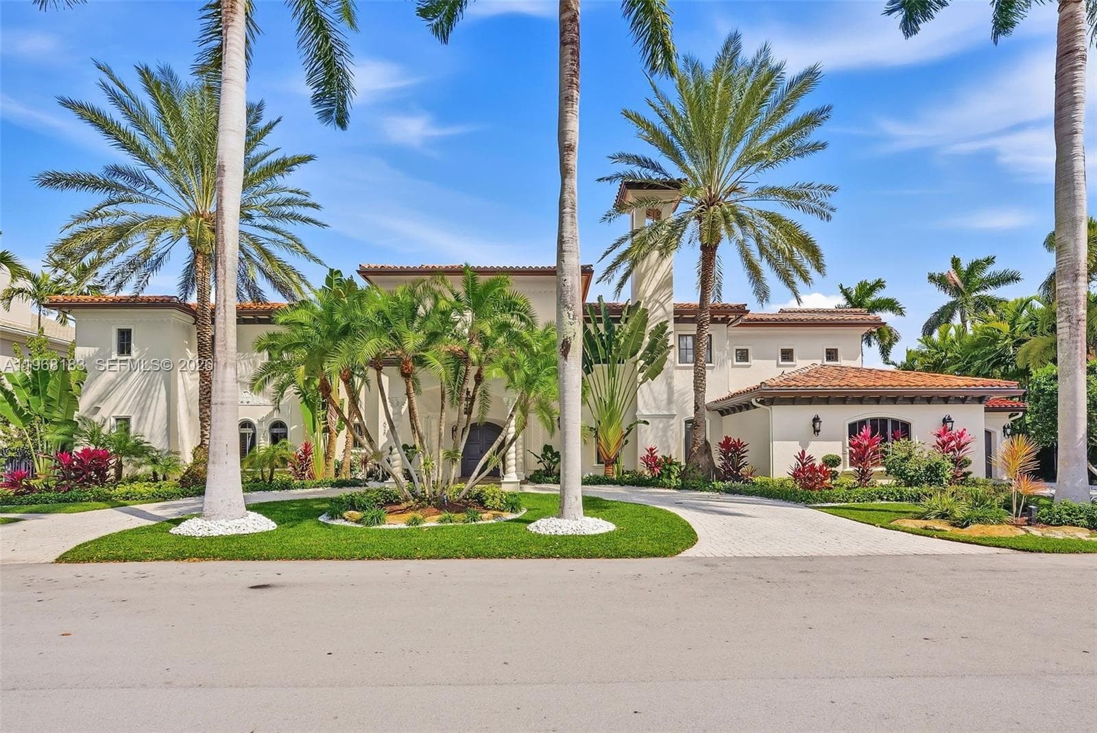 628 Coral Way