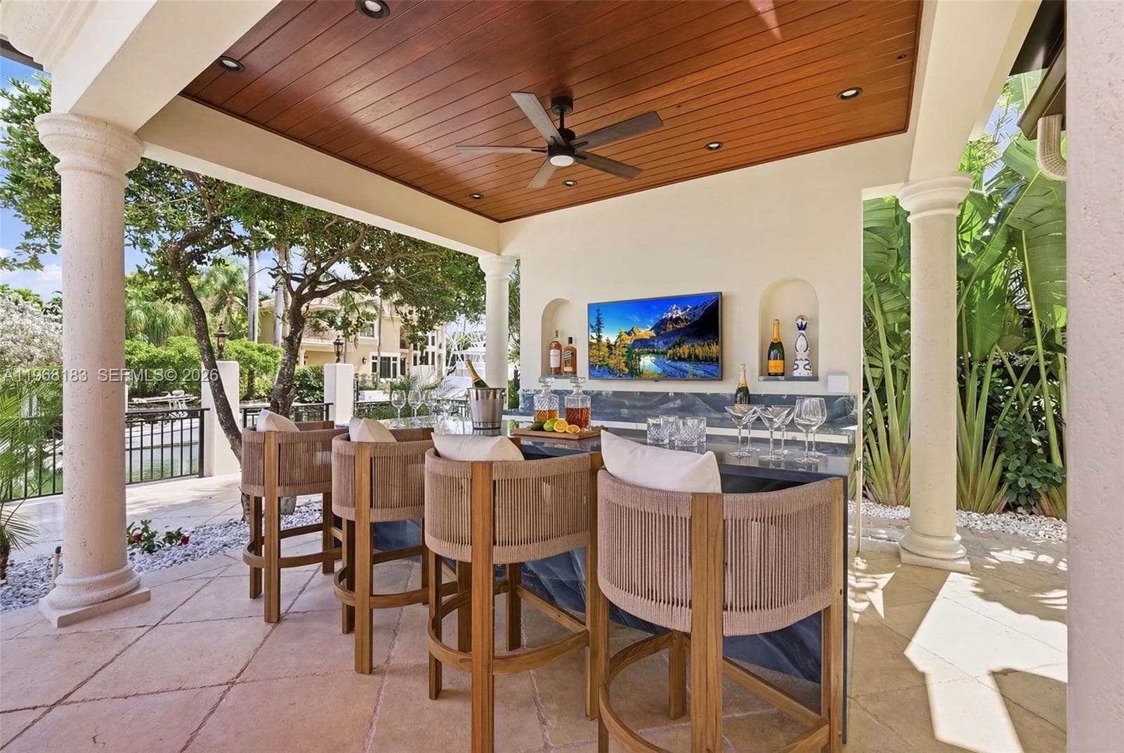628 Coral Way
