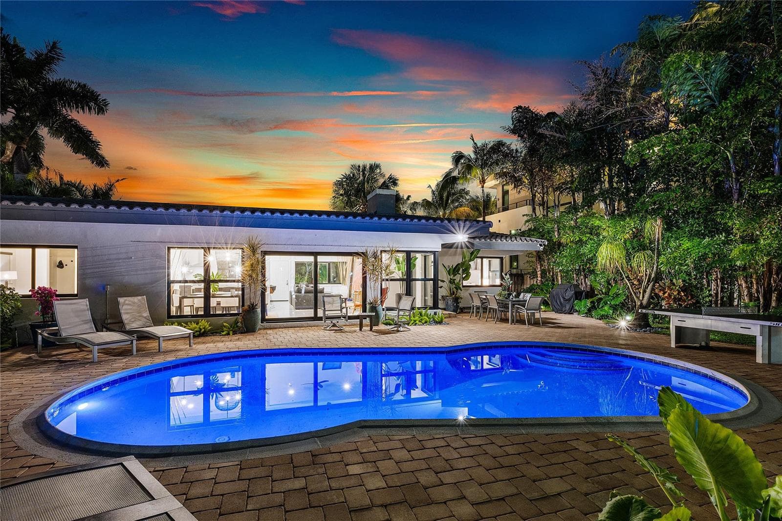 801 Solar Isle Dr