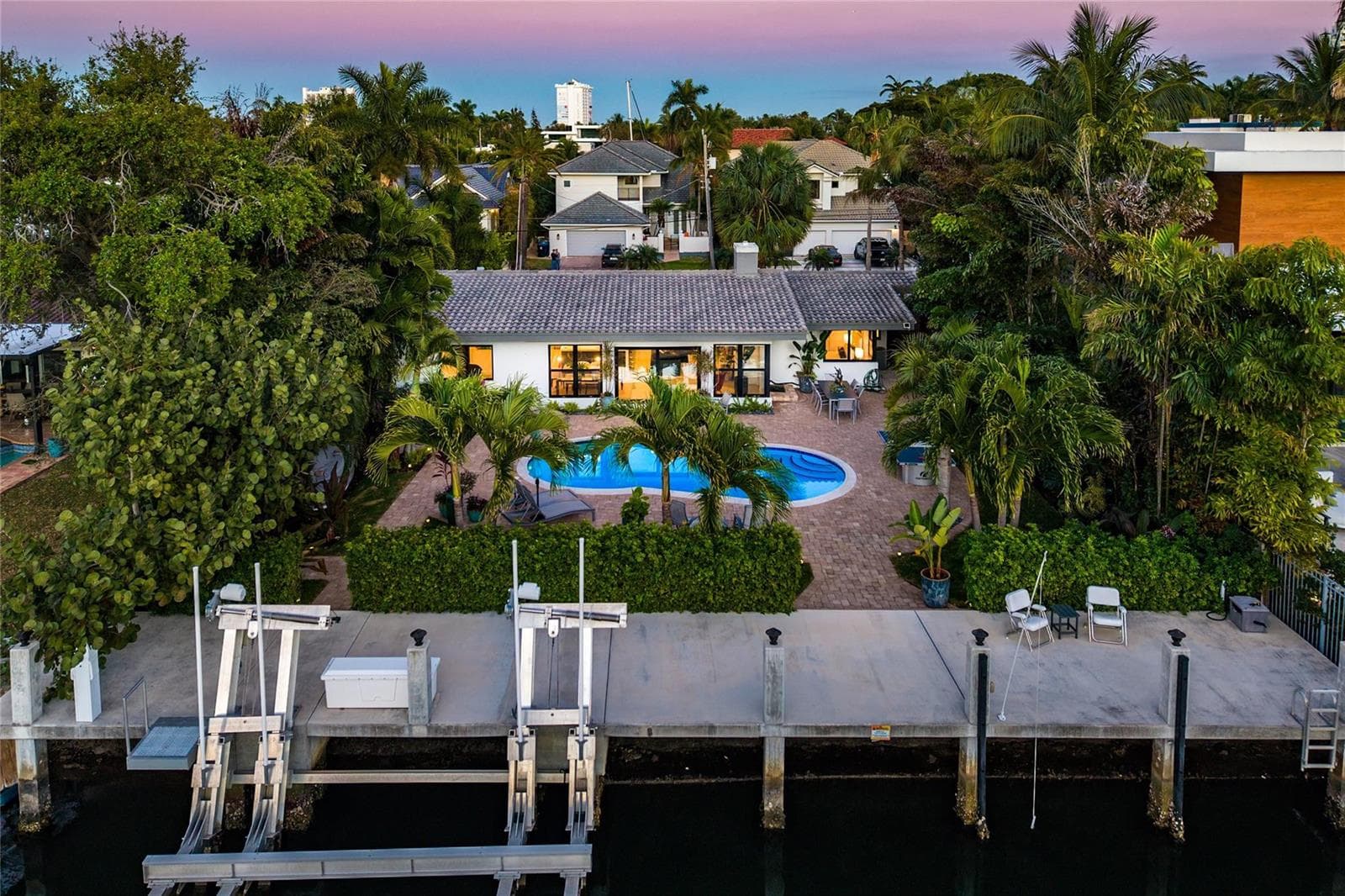 801 Solar Isle Dr