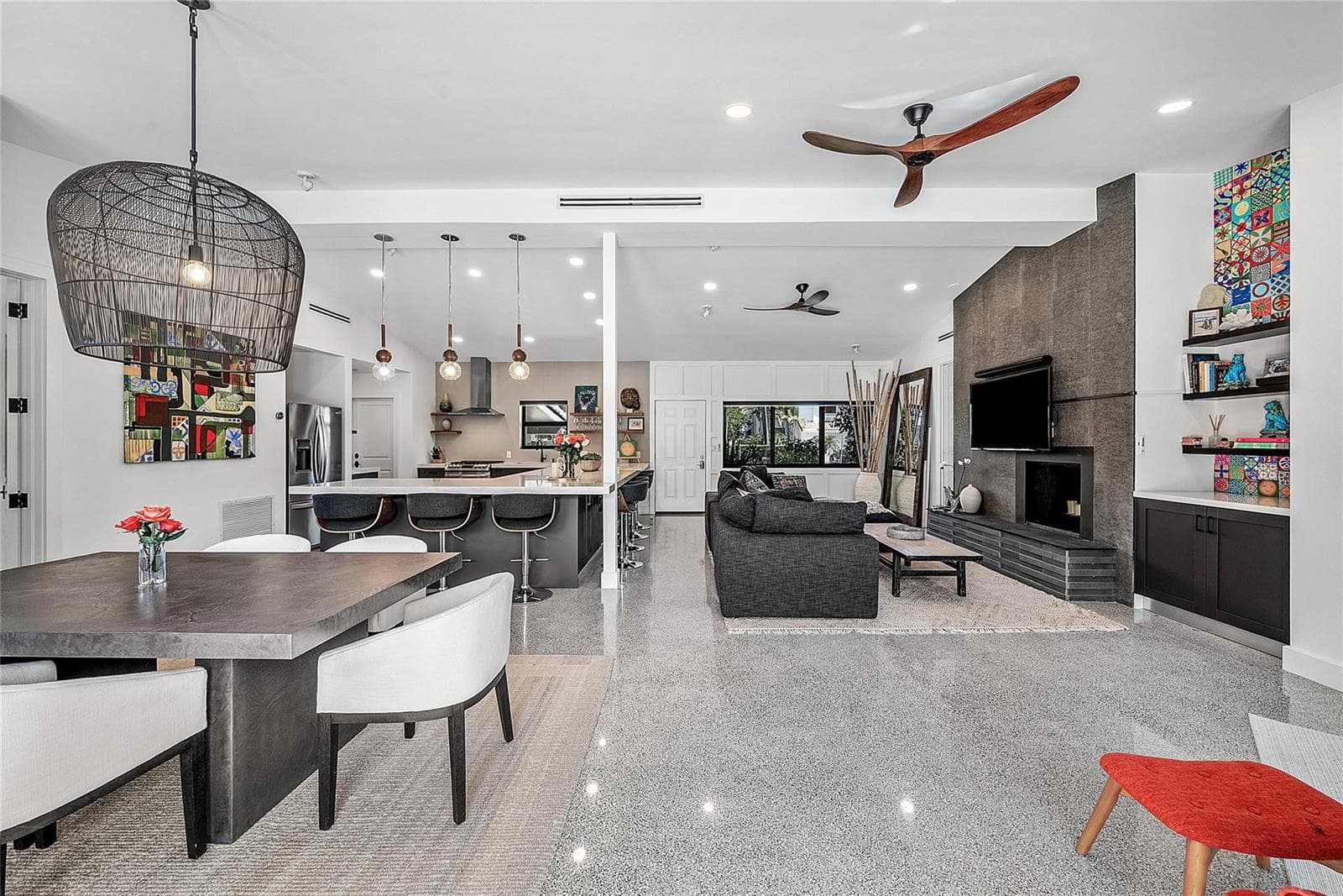 801 Solar Isle Dr