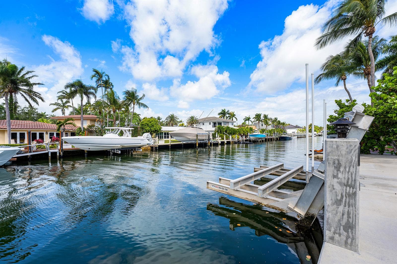 801 Solar Isle Dr