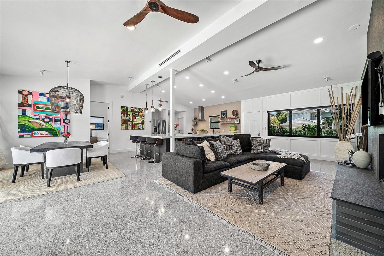 801 Solar Isle Dr
