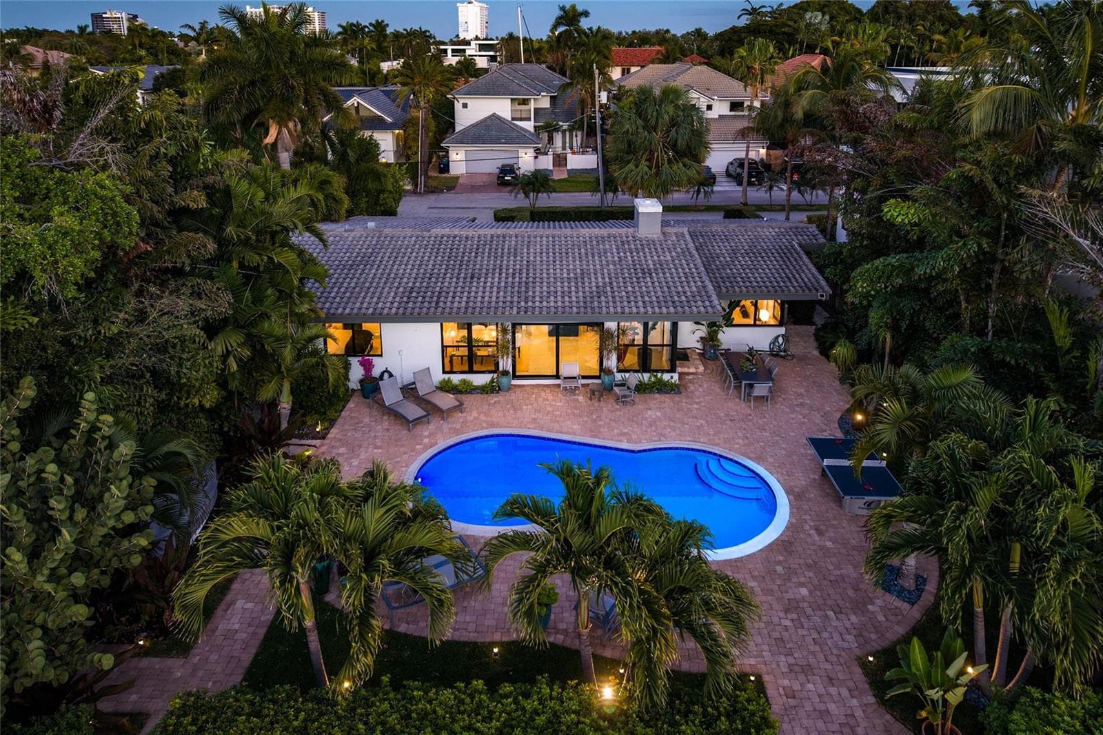 801 Solar Isle Dr