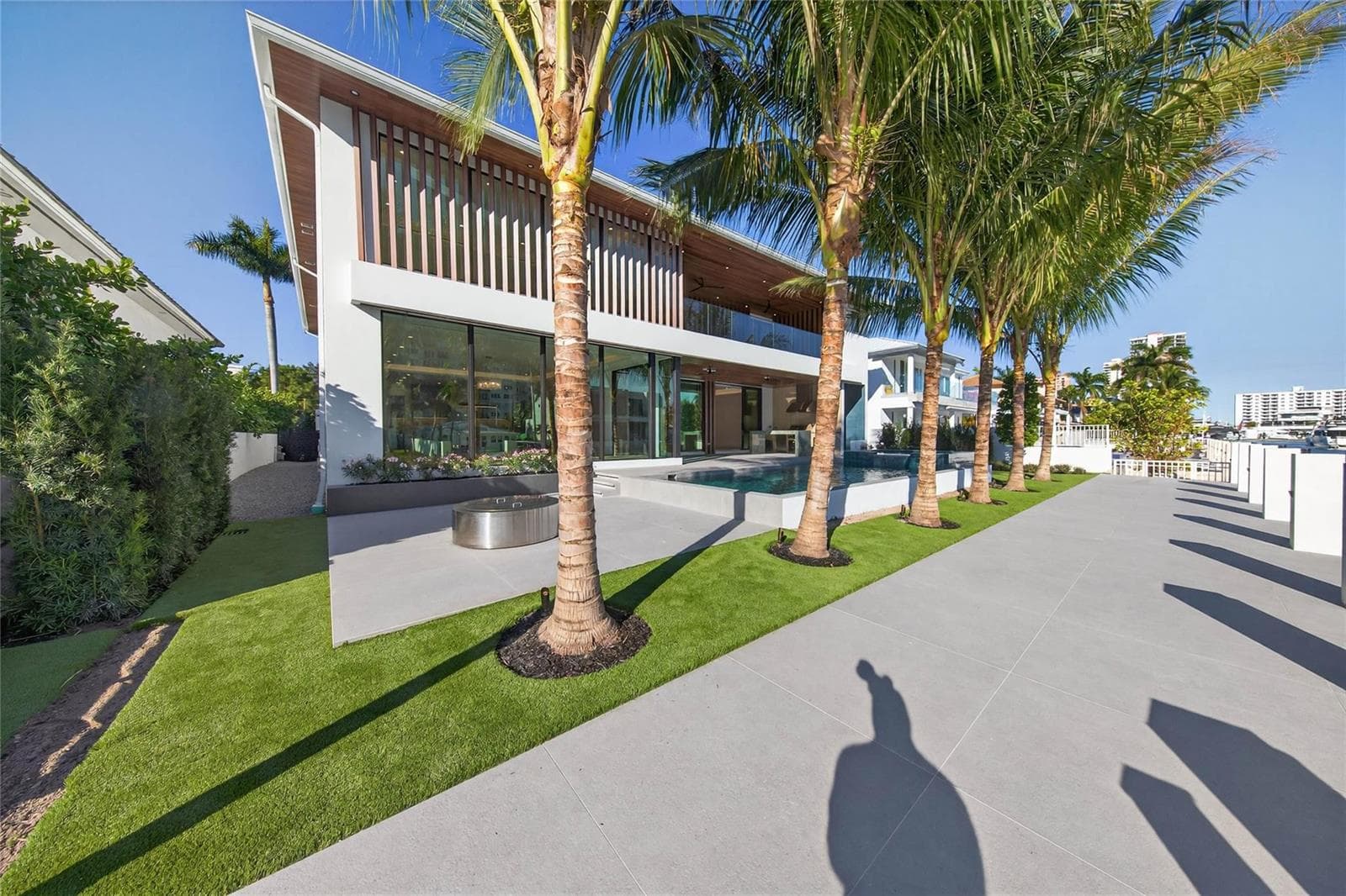 2508 Delmar Pl