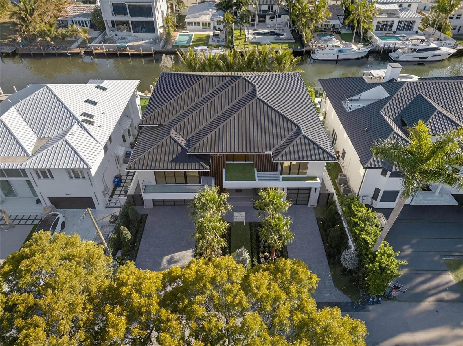 2508 Delmar Pl